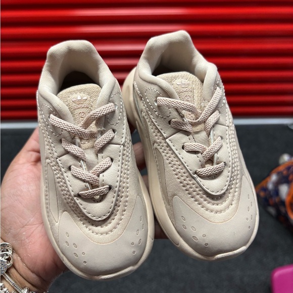 adidas Other - adidas Kids Cream Sneakers